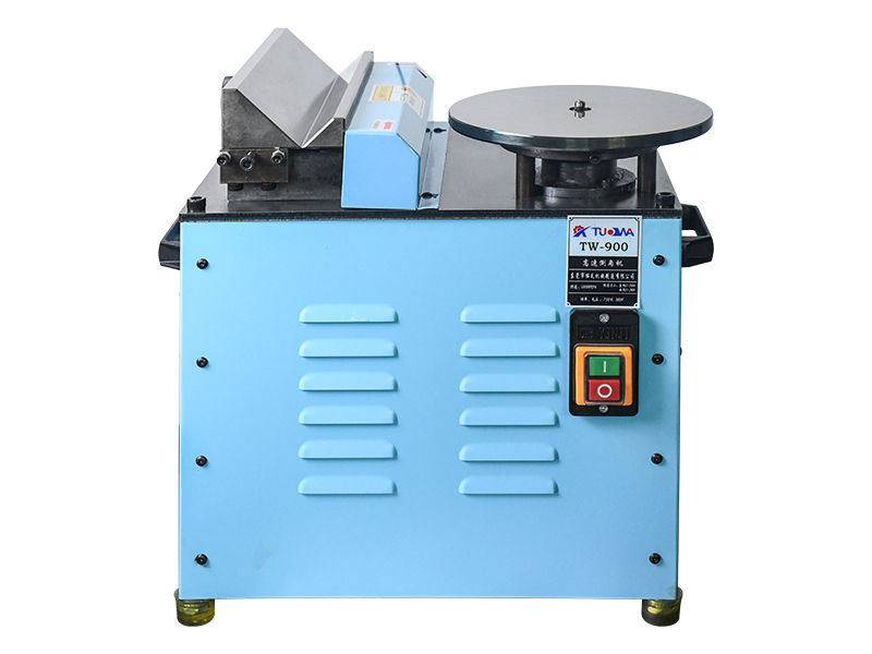 TW-900加厚工作台倒鋁（lǚ）件操作視頻